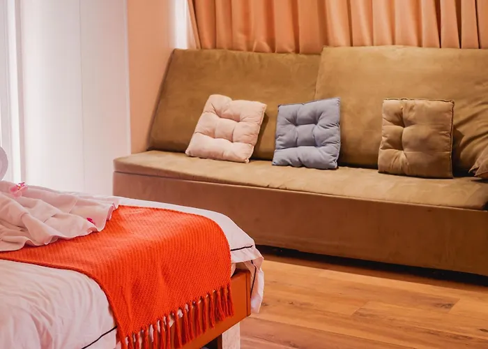 Luxury At Bayshore Residential Phase 2 Beside Okada & Near Moa Manila
