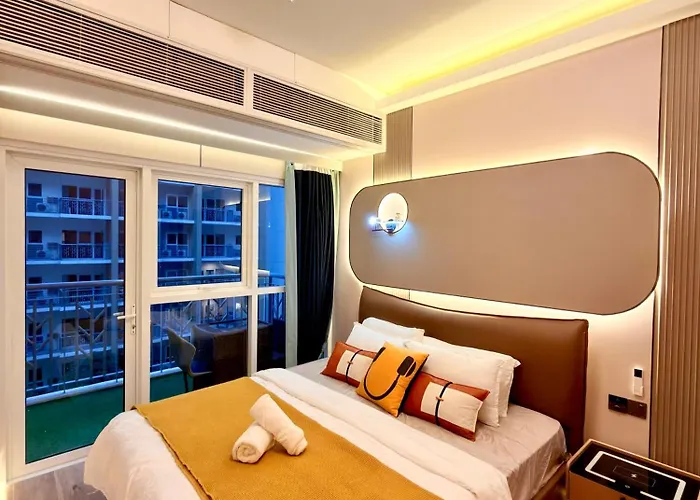 Luxury At Bayshore Residential Phase 2 Beside Okada & Near Moa Aparthotel